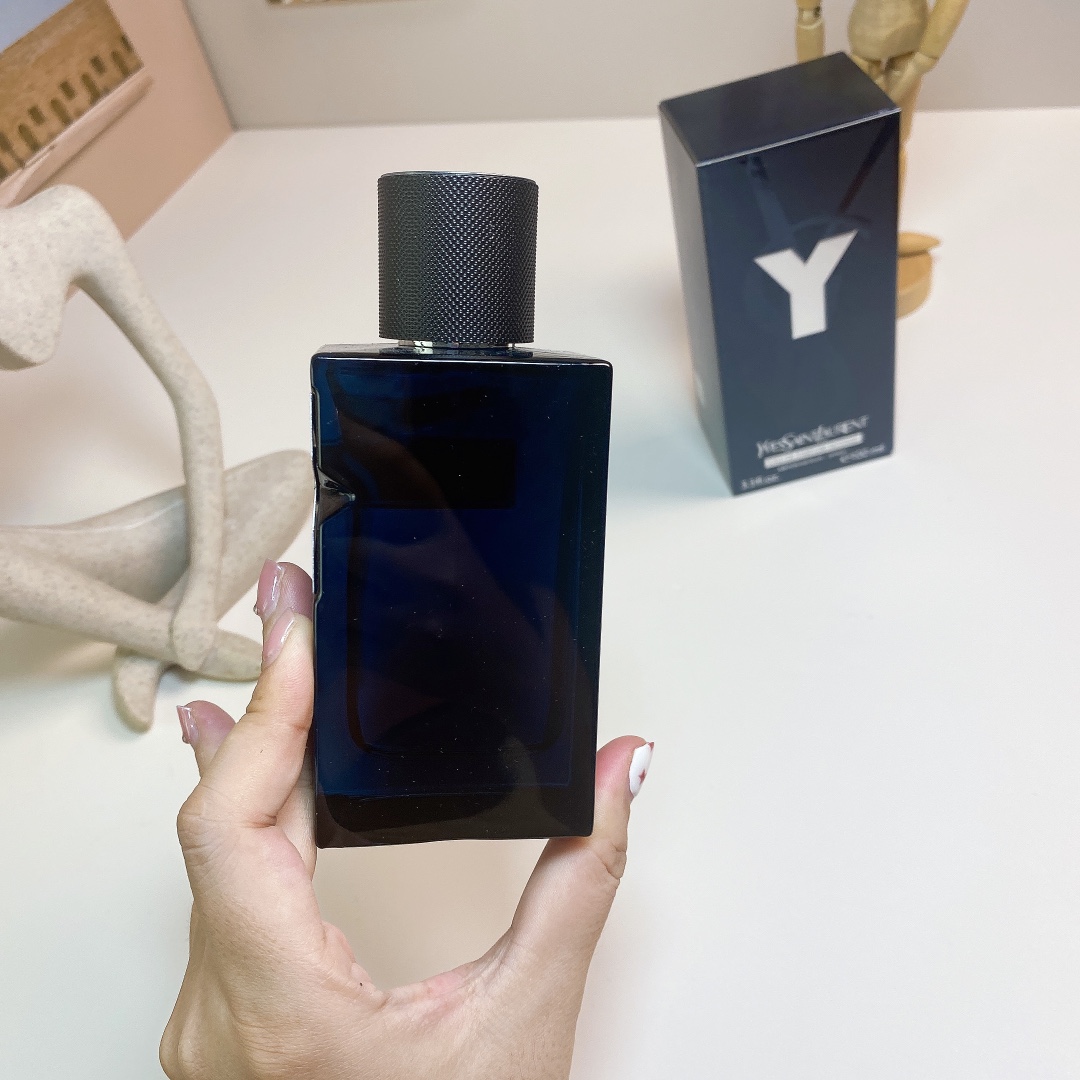 Saint Laurent perfume